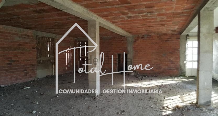 Foto 6 CASA AMPLIA CON TERRENO PARA REHABILITAR EN PORTOMOURO (VAL DO DUBRA)