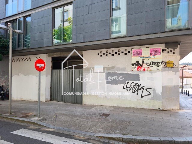 Local en Alquiler o Venta  - Santiago de Compostela