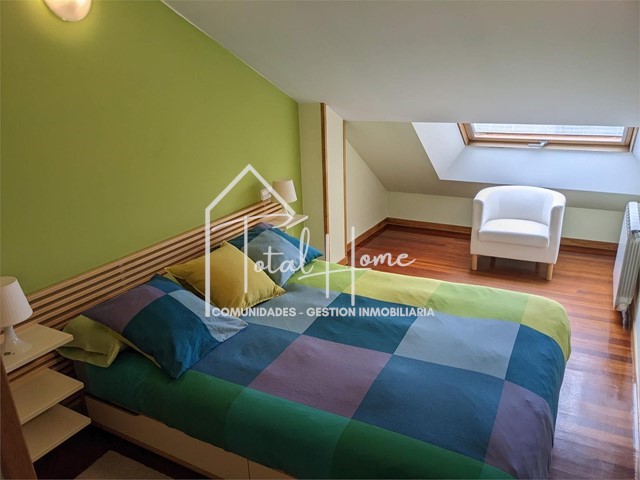 Se Vende Piso Atico - Santiago de Compostela