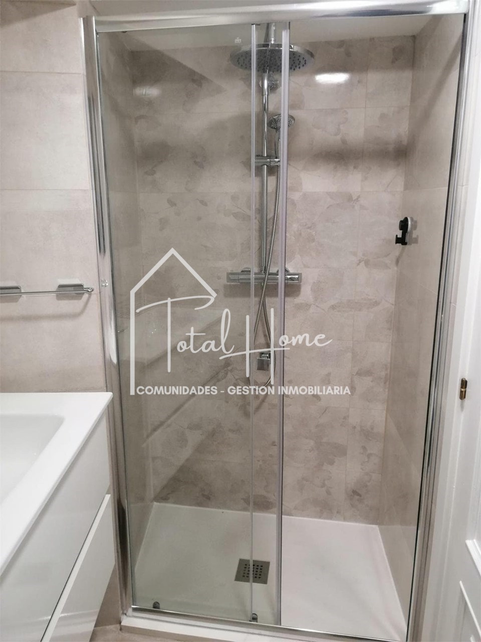 Foto 16 Total Home alquila estudio en el casco antiguo de Santiago