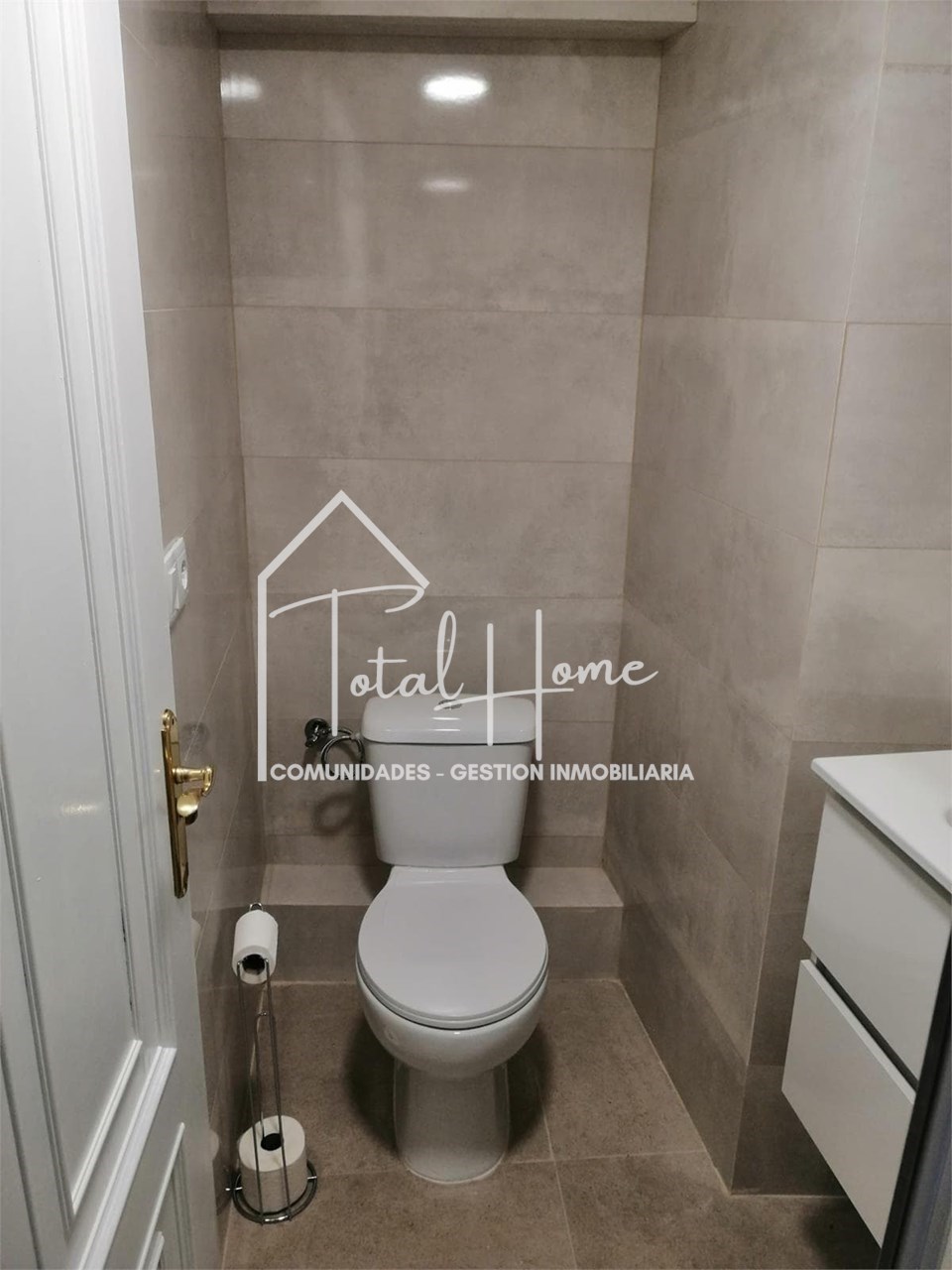 Foto 18 Total Home alquila estudio en el casco antiguo de Santiago