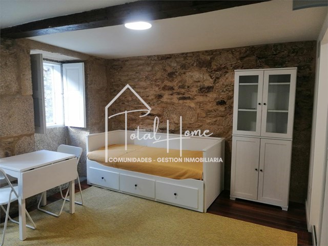Total Home alquila estudio en el casco antiguo de Santiago - Santiago de Compostela
