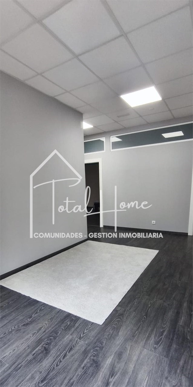 Foto 1 Total Home Alquila local comercial en Milladoiro