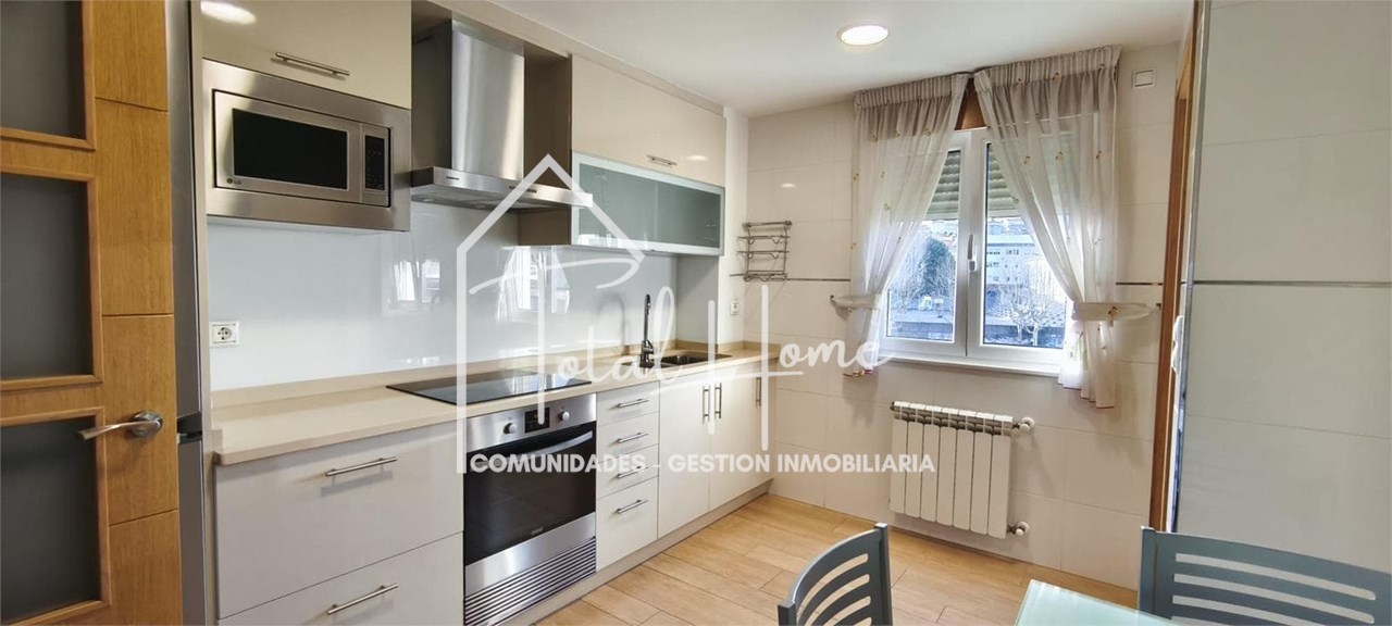 Foto 2 Total Home alquila piso en Santiago zona Fontiñas